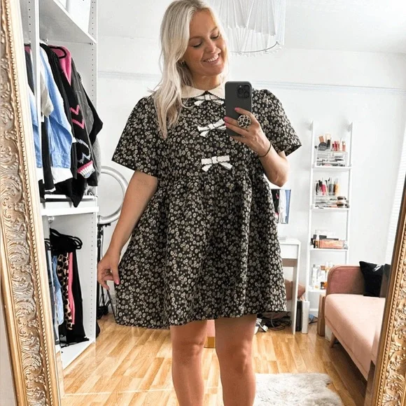 🆕 Sister Jane ‘Star Bloom’ Floral Jacquard Mini Dress with Cream Bows M - Picture 4 of 7